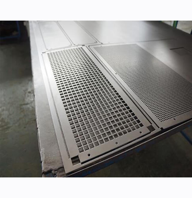 Factory Direct Sales 5Mm Hole Carbon Steel Perforated Metal Mesh Prime Quality Fast Delivery