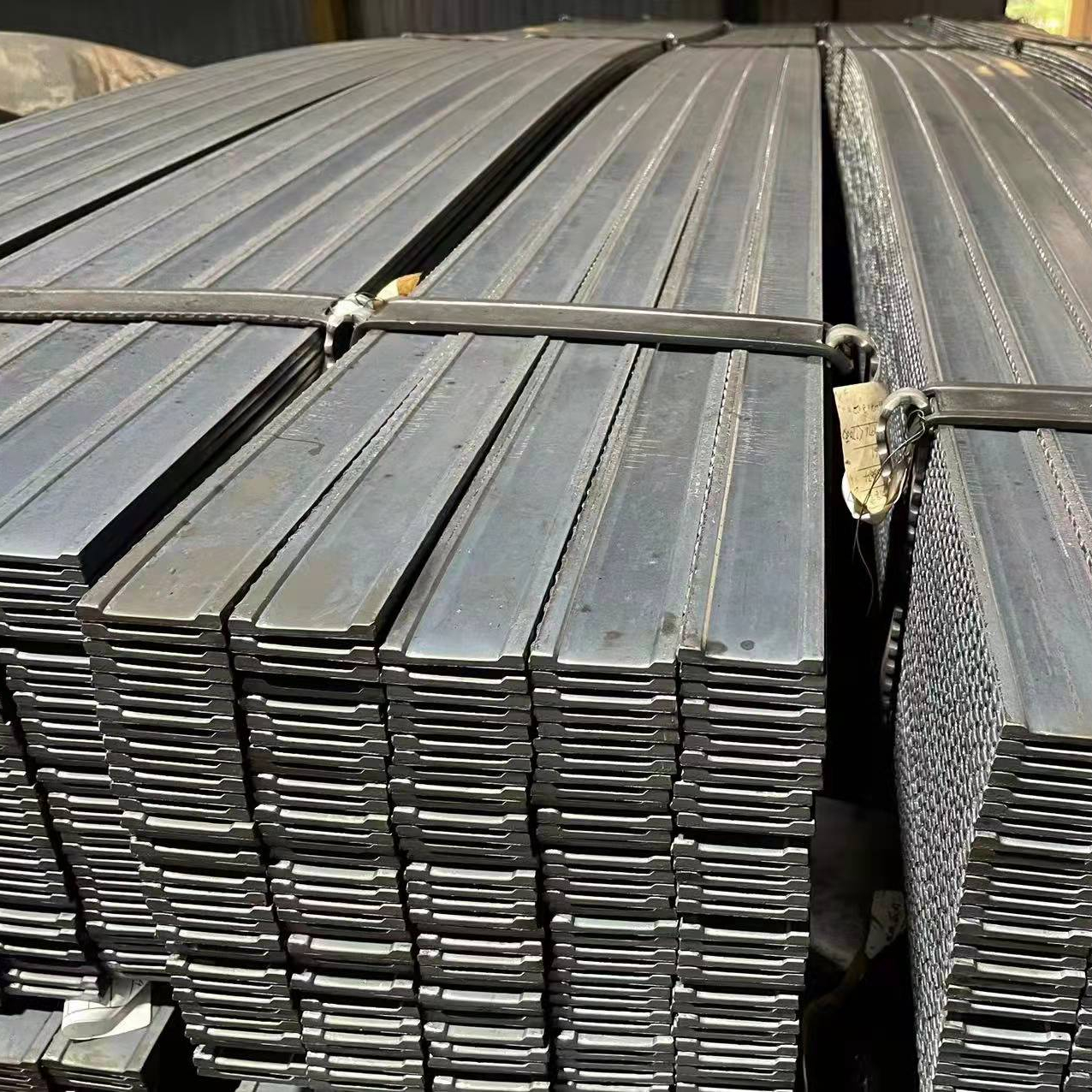 Factory Fine Price Hot Dipped Galvanized Ck45 Carbon Steel Flat Bar Prime Quality 